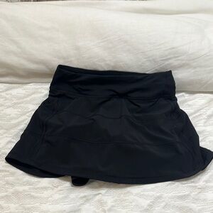 Lululemon pace rival skirt